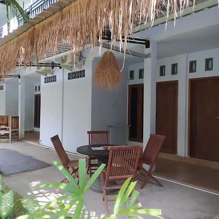 Merendeng Hostel Kuta Kuta  Dış mekan fotoğraf