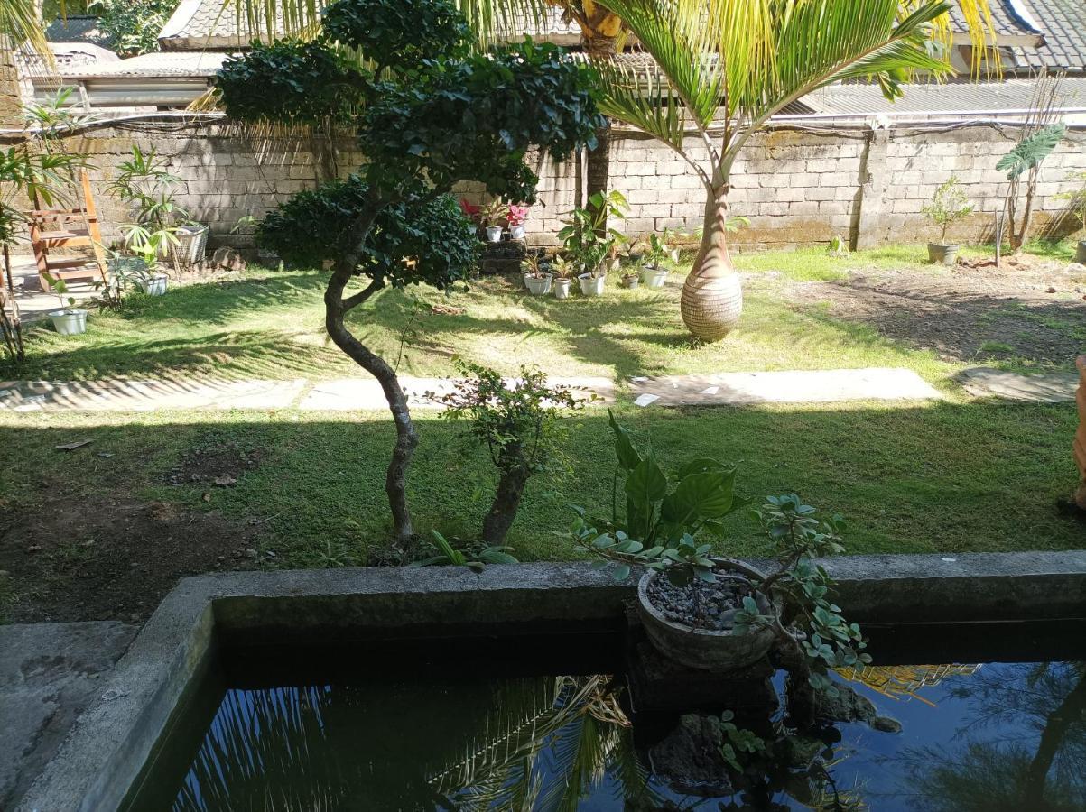 Merendeng Hostel Kuta Kuta  Dış mekan fotoğraf