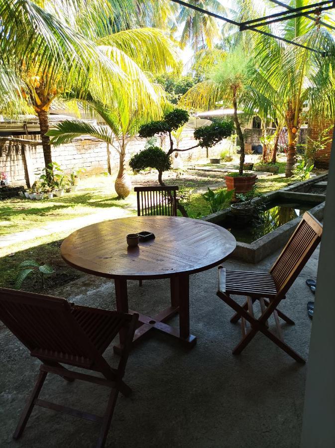 Merendeng Hostel Kuta Kuta  Dış mekan fotoğraf