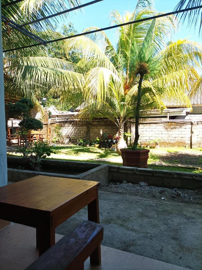 Merendeng Hostel Kuta Kuta  Dış mekan fotoğraf