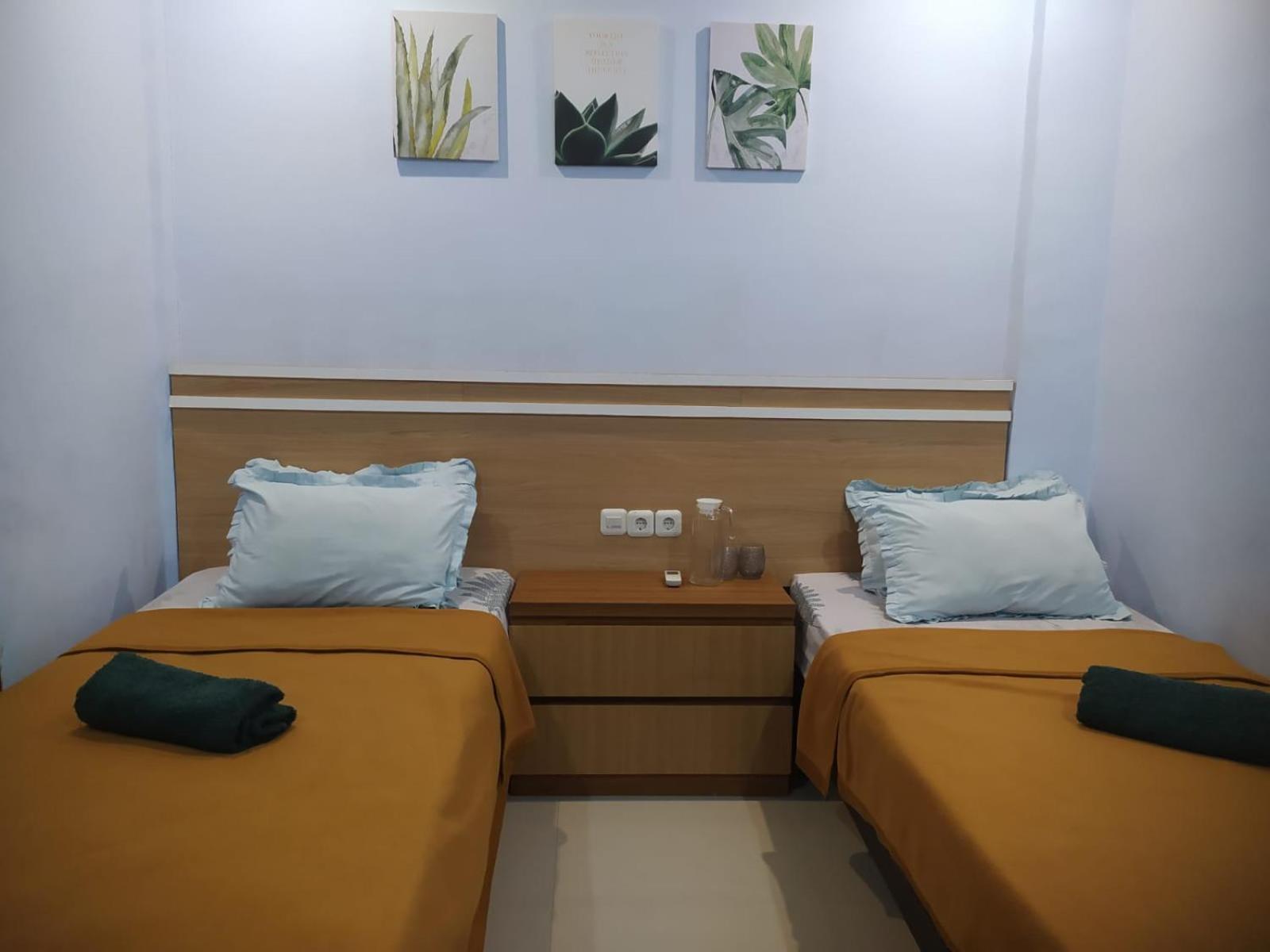 Merendeng Hostel Kuta Kuta  Dış mekan fotoğraf
